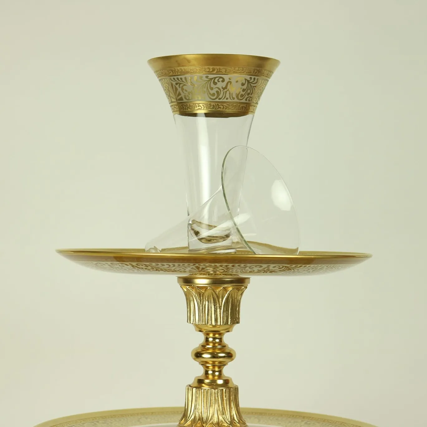 Alzata in bronzo Roma