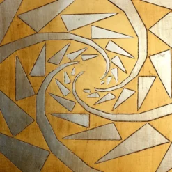 Attrazione Spezzata Legno intagliato con foglia d'oro e d'argento di Giuseppe Caiafa
