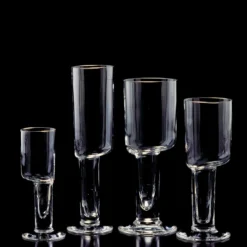 Bicchiere da vino asimmetrico
