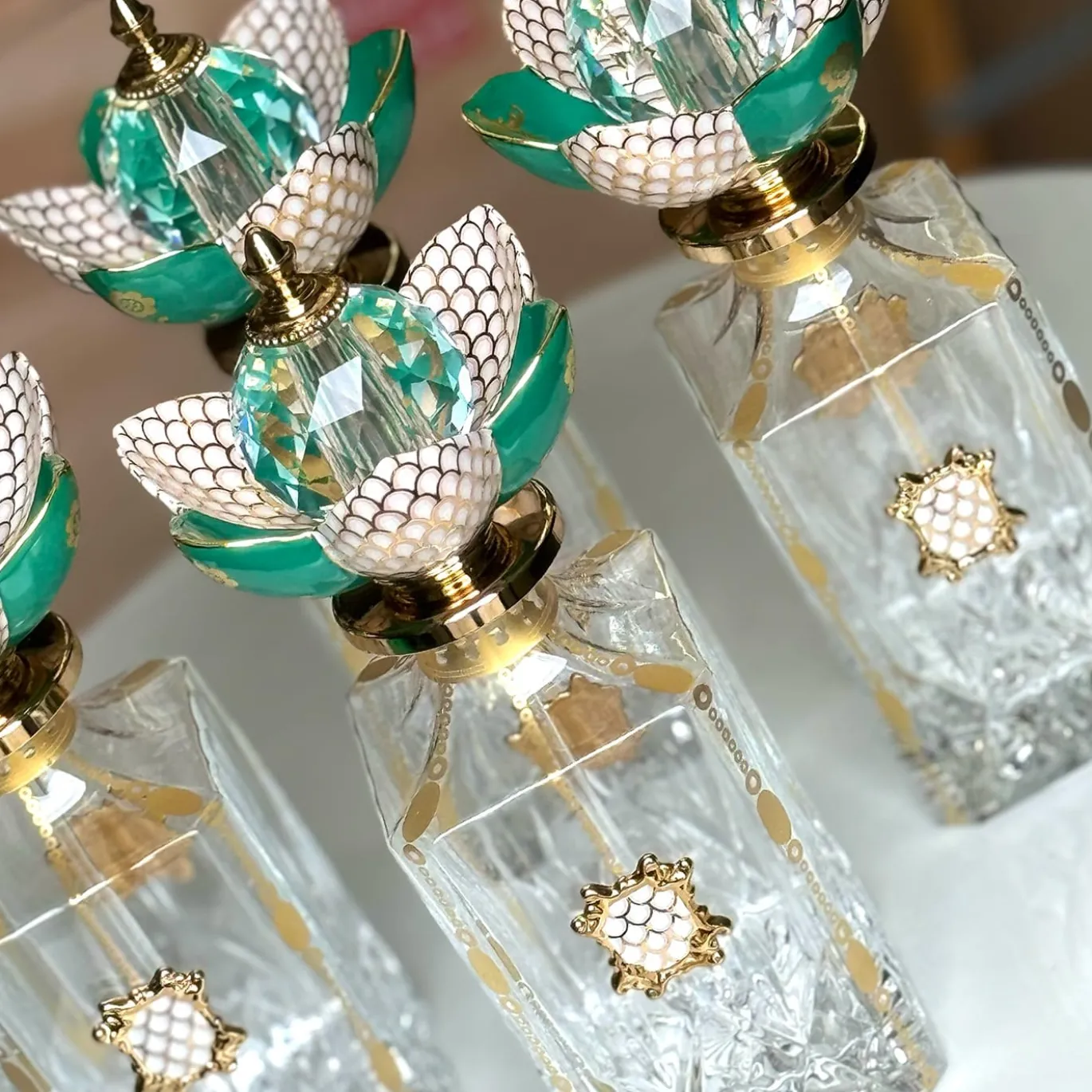 Boccetta Profumo Rose in Porcellana Verde