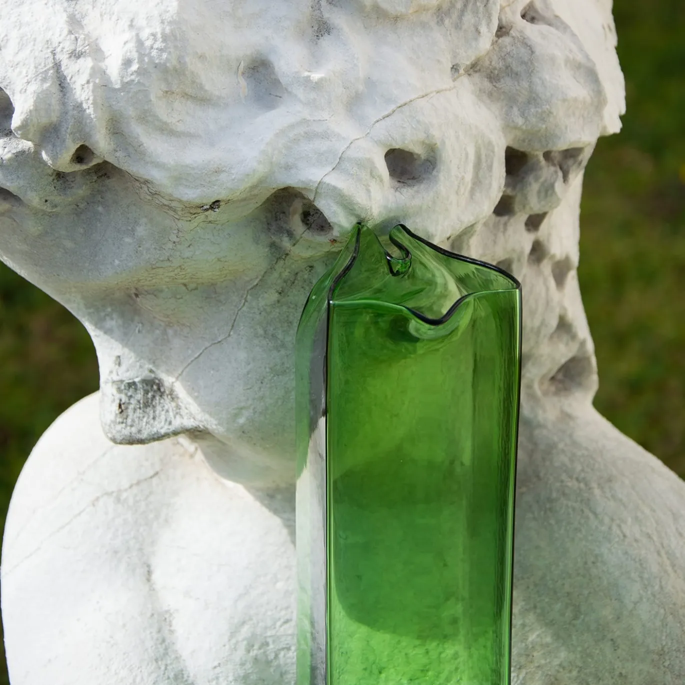 Brocca in vetro verde Bricco