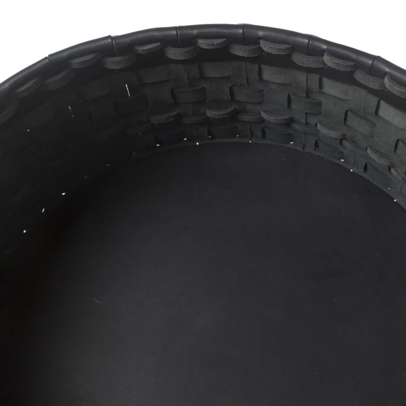 Cestino intrecciato cilindrico grande nero di Oscar Maschera