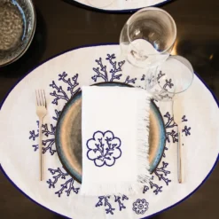 Corallo Blu Set di 2 tovagliette ricamate ovali