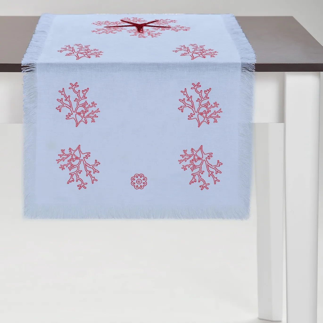 Corallo Rosa Runner azzurro con frange