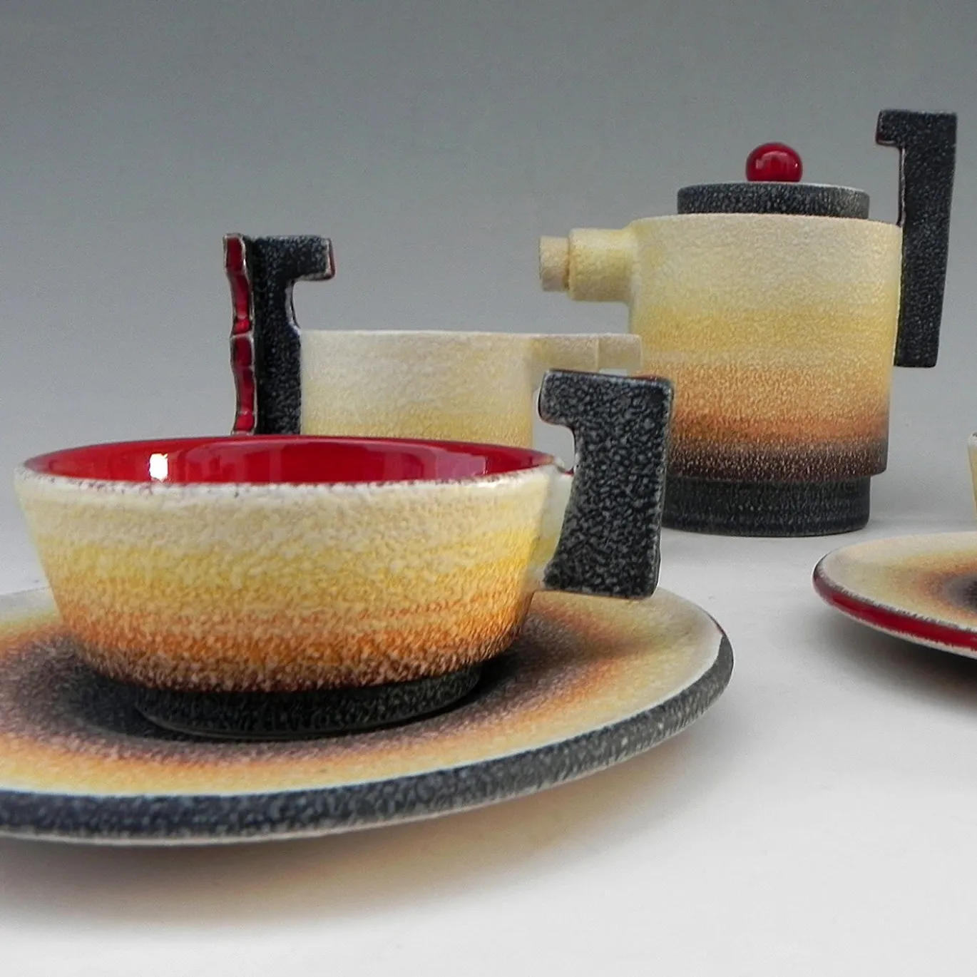 Diulgheroff Set da tè in ceramica futurista per due persone