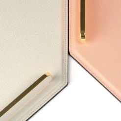 Este Vassoio ottagonale in pelle crema