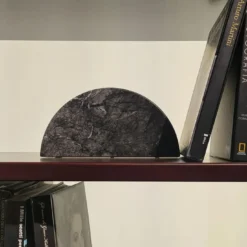 Fermalibri Cake in Marmo Nero Marquina e Marmo di Carrara Bianco