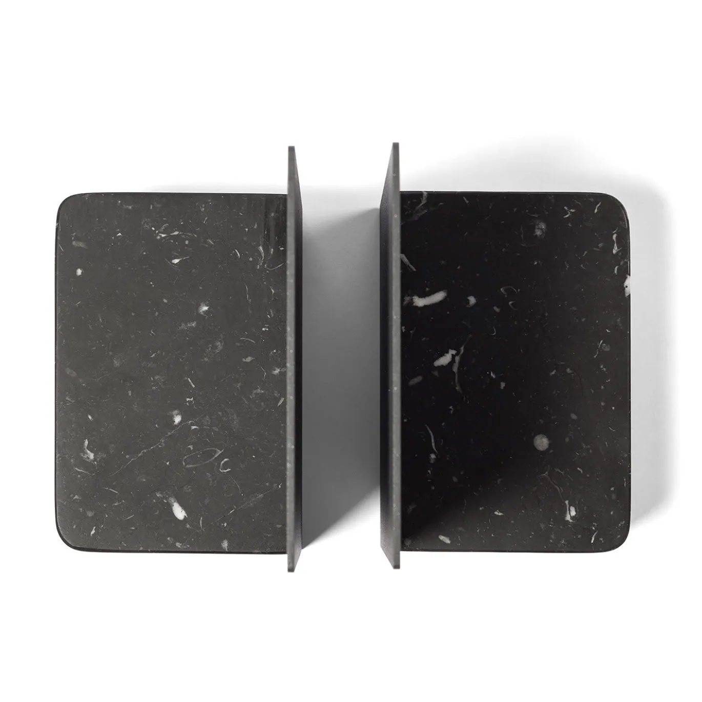 Fermalibri Pietra L08 in marmo Nero Marquinia di Piero Lissoni