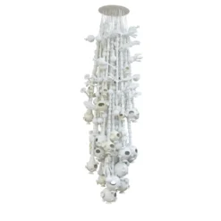 Lampadario gigante con fiori a bolle
