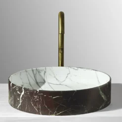 Lavabo Blessed Circle in Rosso Lepanto e Calacatta Carrara