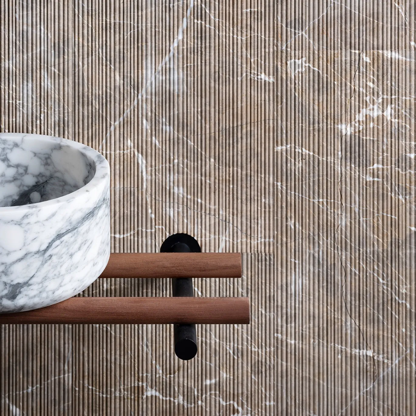 Lavabo in marmo rotondo a tubo per piano di lavoro