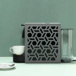 Macchina da Caff� Essenza con Cover Removibile a Motivi in Pelle di Simone Fanciullacci