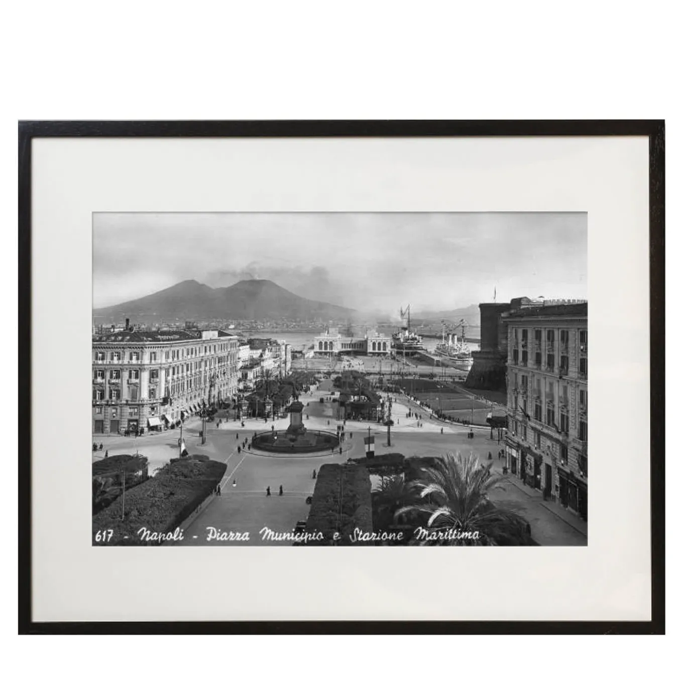 Napoli Piazza Stampa incorniciata di Keystone
