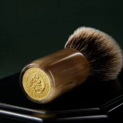 Pennello da barba in corno di bue