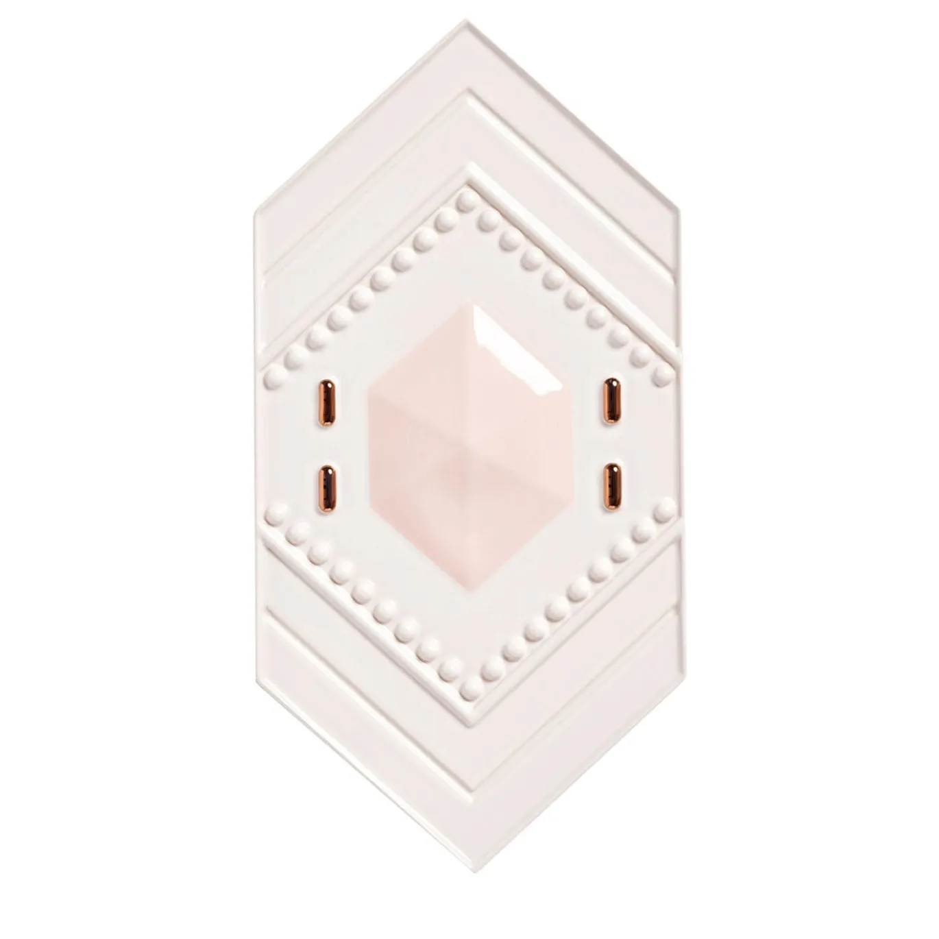 Piastrella Celestia rosa lucido in ceramica con dettagli in rame di Elena Salmistraro
