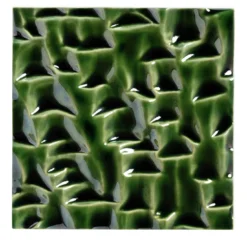 Piastrella Mino in ceramica verde foresta