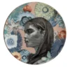 Piatto da portata in porcellana del Cairo con volto di donna e fiori #5