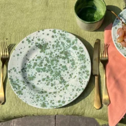 Piatto da portata verde screziato alle erbe