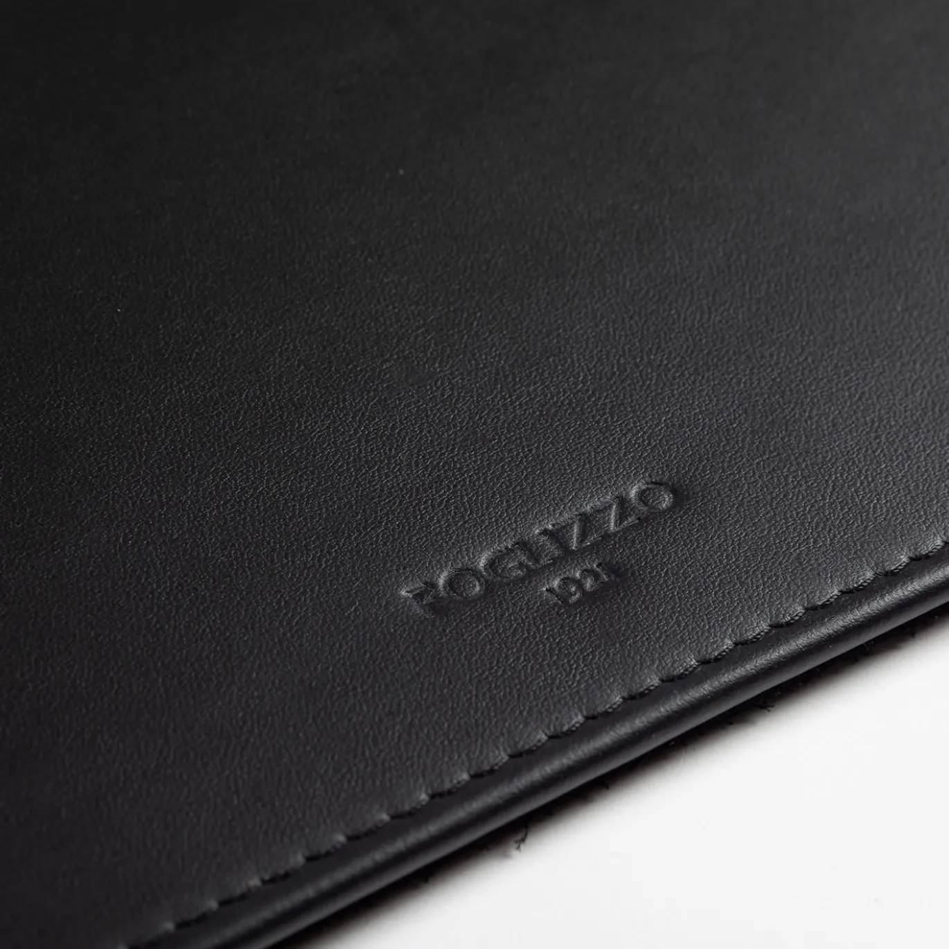 Picasso Notte Black Deskpad