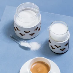 Piccolo vaso di vetro Malva con coperchio