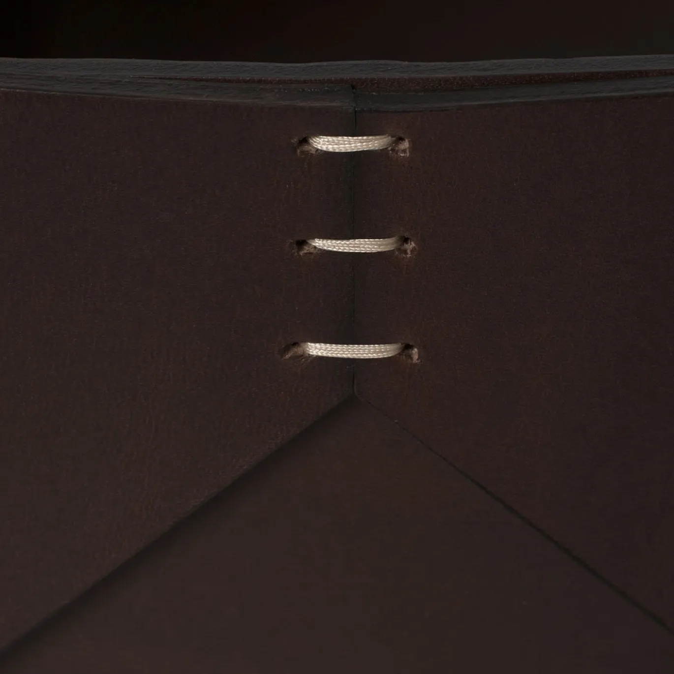 Porta asciugamani Regular marrone scuro di Oscar Maschera