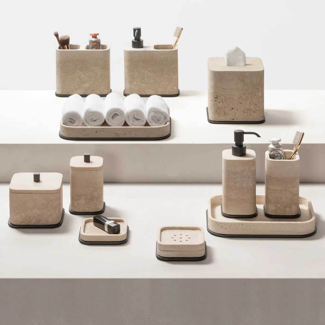Portaspazzolino Polo in marmo beige