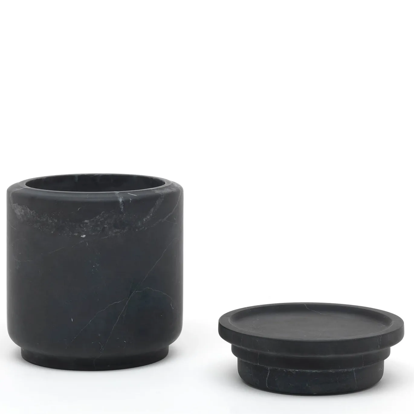 Pyxis Vaso medio in marquina nera di Ivan Colominas