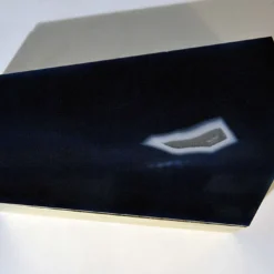 Scatola in ottone con coperchio in agata
