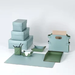 Scatola in pelle azzurro chiaro Snob #1