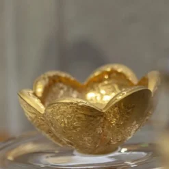 Scatola piccola in vetro con base ispirata a Michelangelo