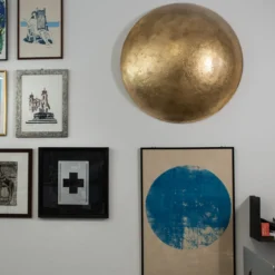 Scudo Scultura decorativa in vetro resina e foglia oro
