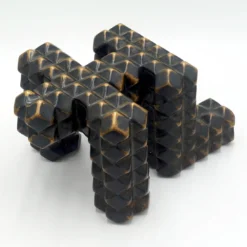 Scultura cubica in Prono brunito