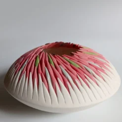 SCULTURA DA PARETE IN RICCIO DI MARE - ROSSO