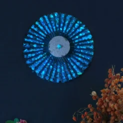 Scultura da parete in vetro azzurro Radiale