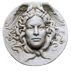 Scultura da Parete Medusa a Bassorilievo Bianca di Romanelli