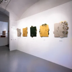 Scultura da parete Zefiro di Matteo Cibic