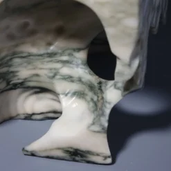 Scultura Fragile As The World In Marmo Verde