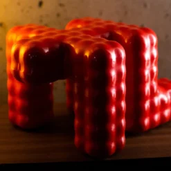 Scultura gommosa Prono Blob