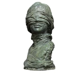 Scultura in bronzo Fortunata