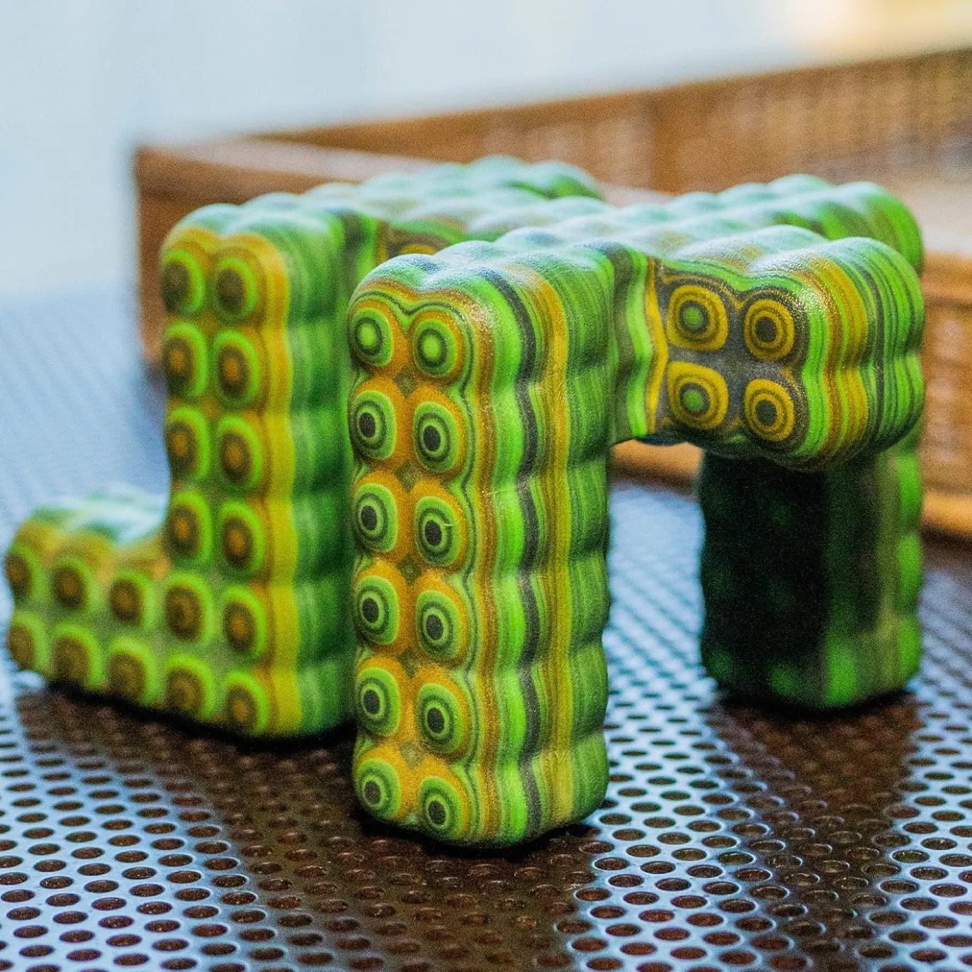 Scultura Prono Strata Lizard 2