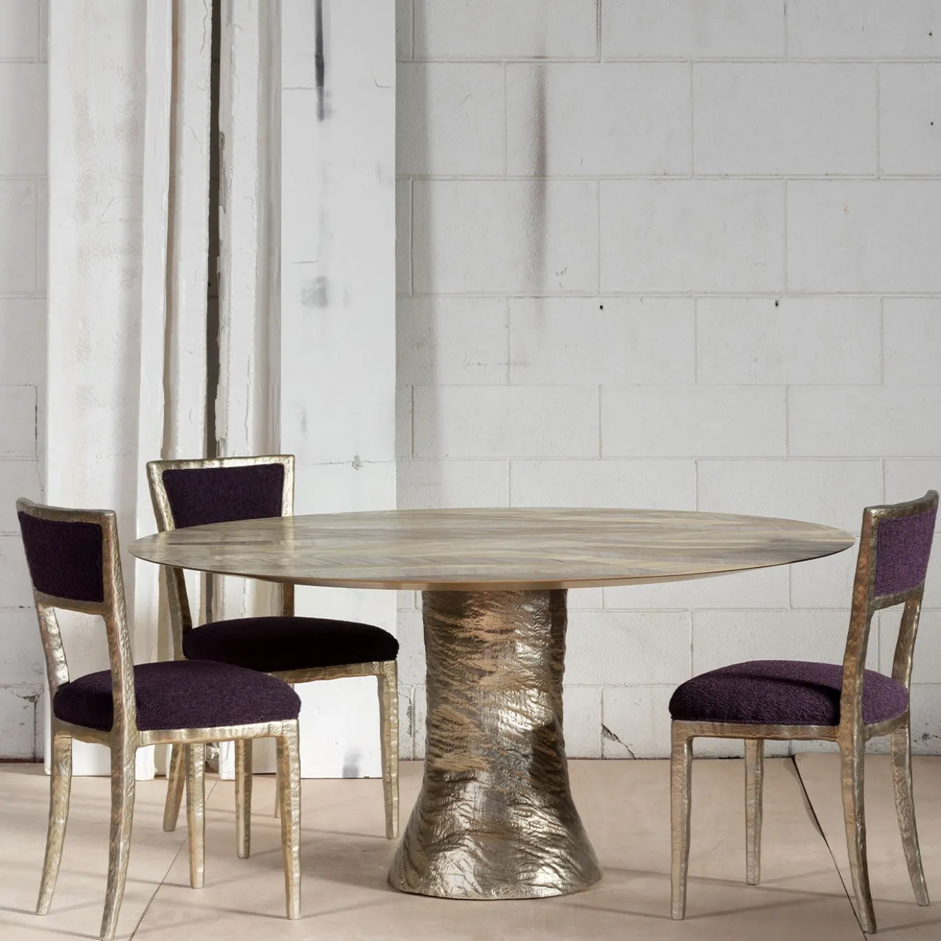Sedia Flo Oro e Bouclé Viola