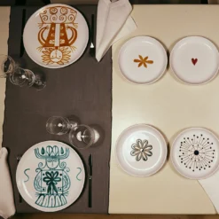 Set da pranzo Dame e Cavalieri Judike in ceramica