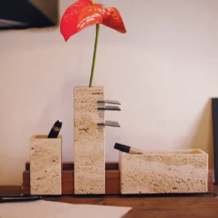 Set da scrivania in marmo travertino Skyline