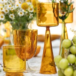Set di 4 bicchieri da vino a petali color ambra