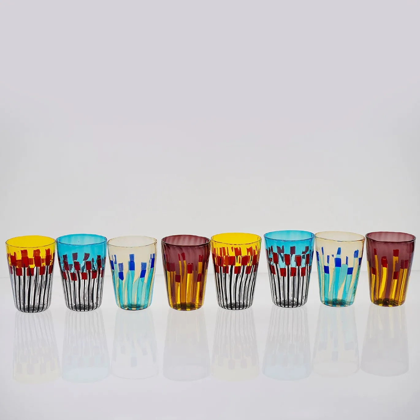Set di 8 bicchieri Eclectic in vetro della Collezione Aria