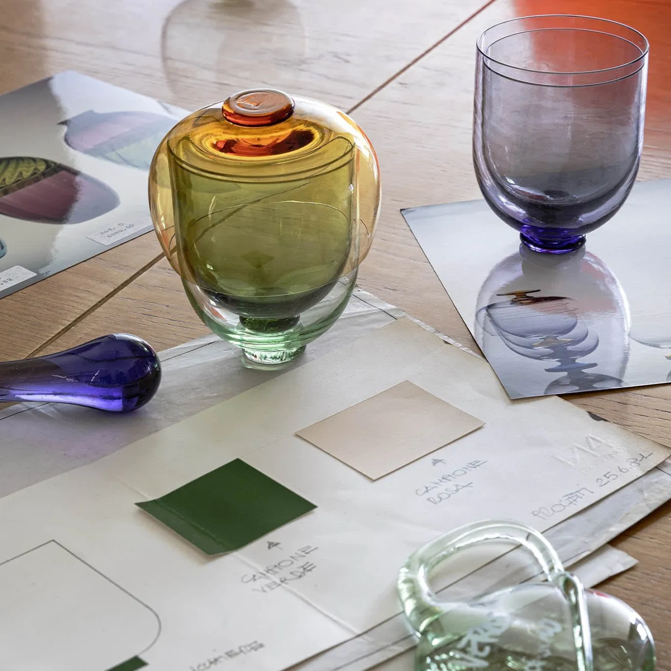 Set di 3 pezzi in vetro Murano con bicchieri verdi e ciotola Amber Fungo