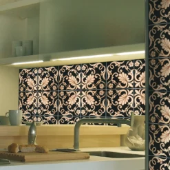 Set di 25 piastrelle nere Ieranto collezione Fiori Scuri
