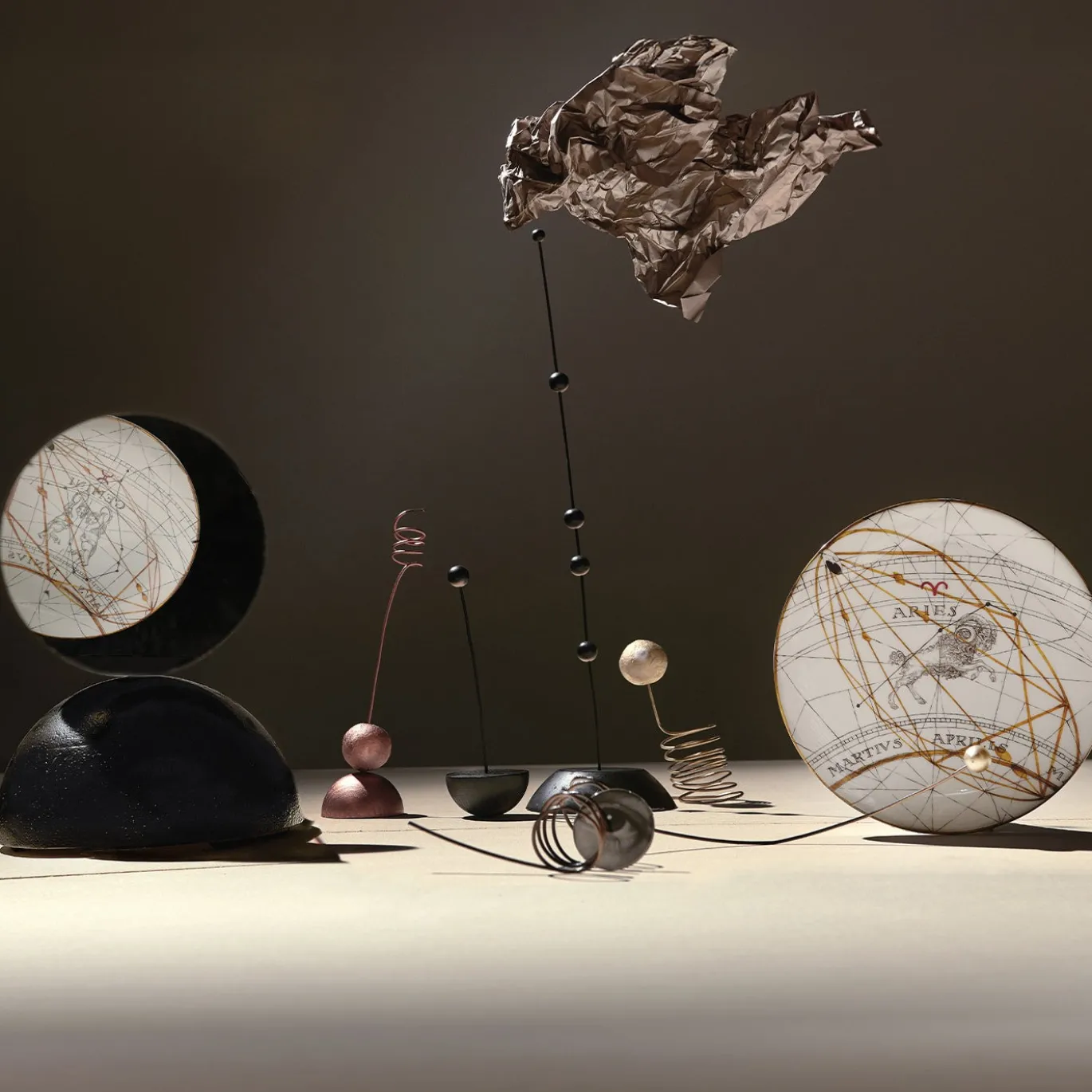 Set di 12 Piatti da Dessert Zodiaco in Ceramica Bianca
