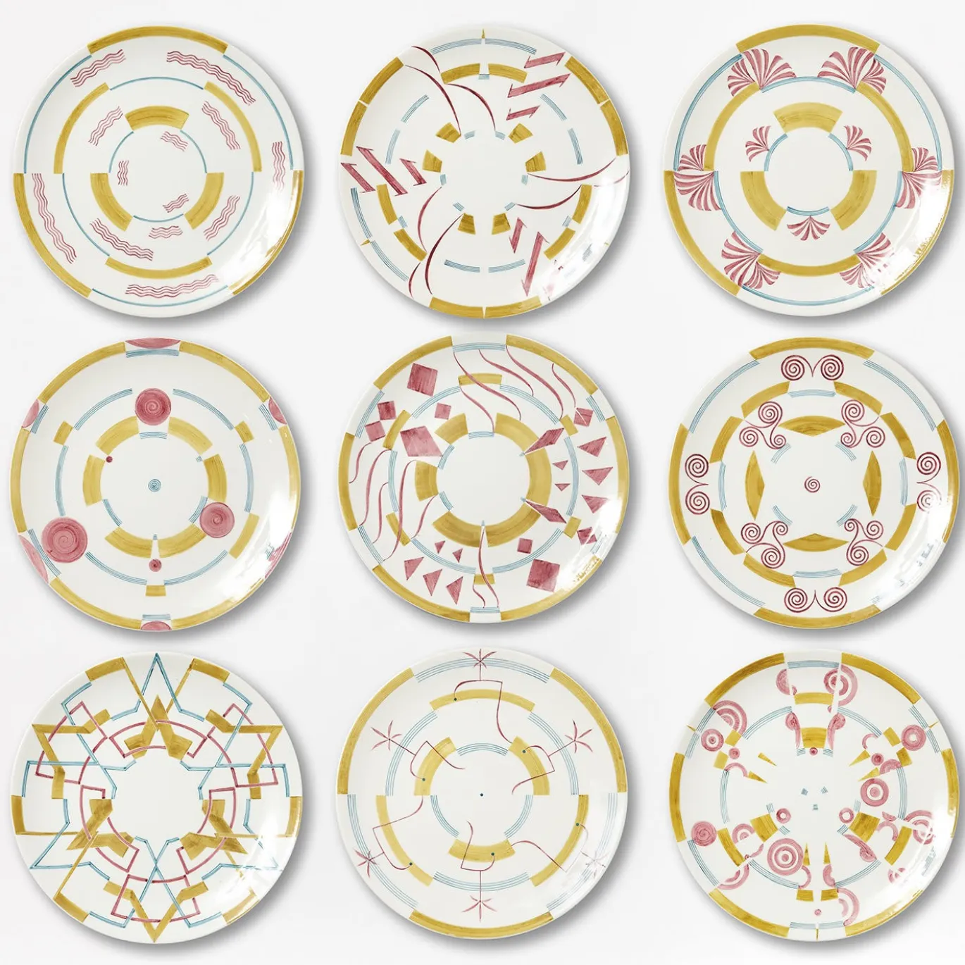 Set di 4 piatti piani Gymmetria #1