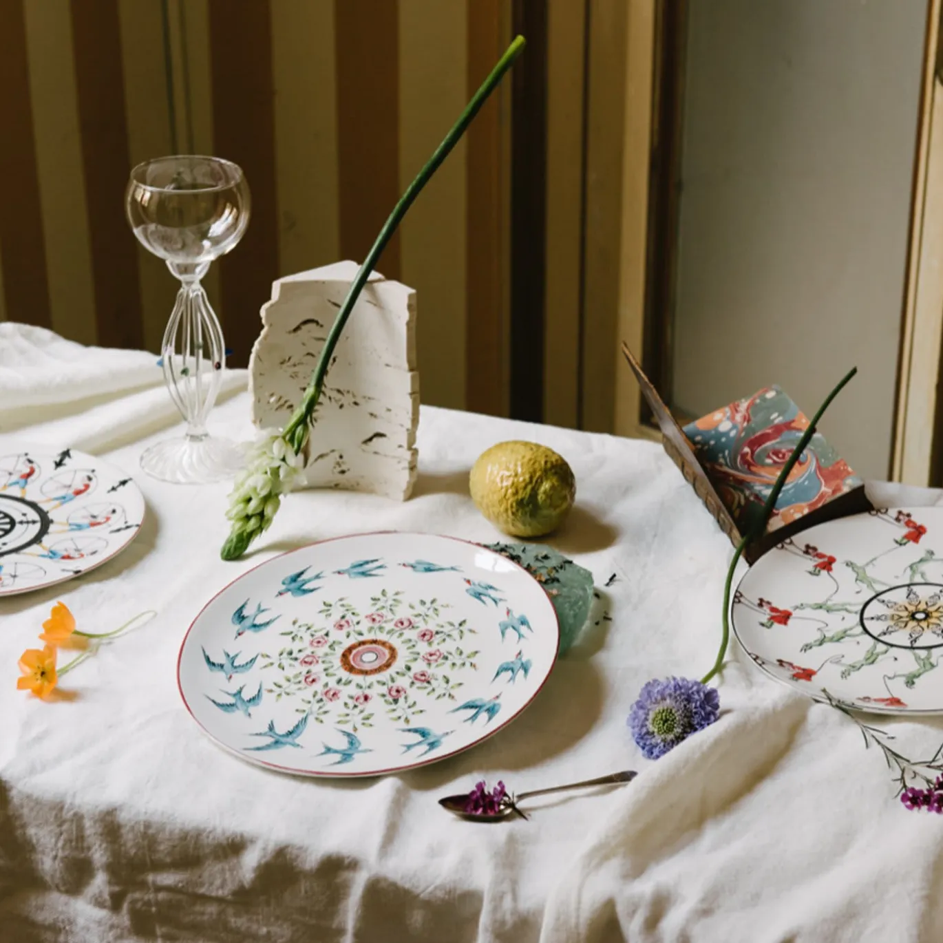 Set di 4 Piatti Piani Play in Ceramica - Story #1